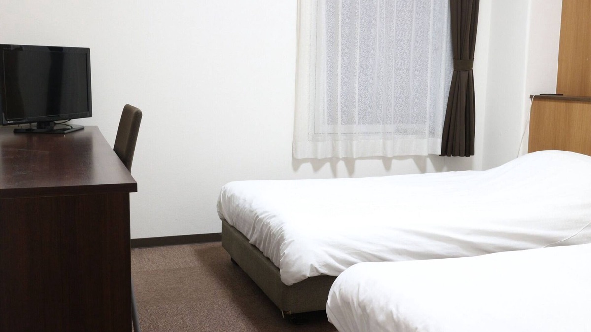 Sakai Ward Hotel | Smoking Twin room Standard plan With break/Sakai Ōsaka