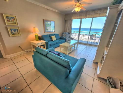 Fort Walton Beach Apartment | SMP 402 - Large 3 BR Beachfront Condo - Sleeps 10!