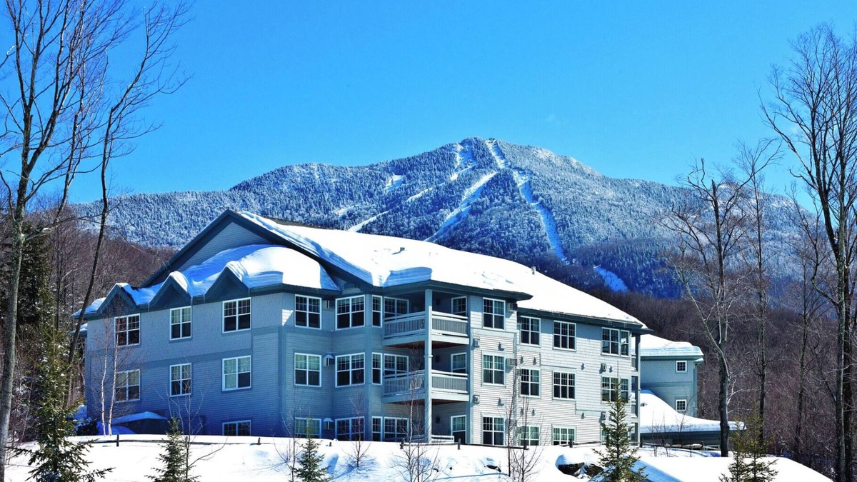 Jeffersonville Condo | Smuggler's Notch Resort in Vermont 1br suite, Friday check-in