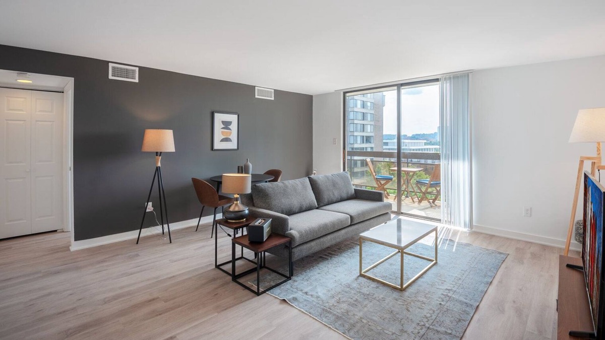 Foggy Bottom Apartment | Snazzy Foggy Bottom 1BR w/ W/D + Gym near Kennedy Center by Blueground