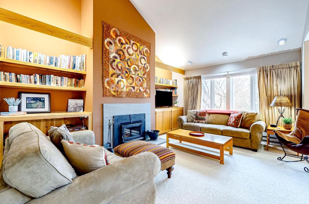 Warren Apartment | Snow Creek 43