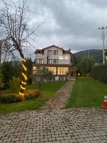 Masukiye Apartment | SNOW HİLL HOUSE Pansiyon