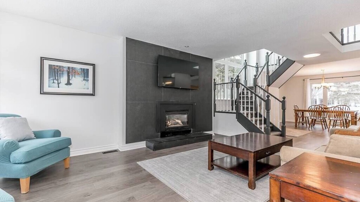 Collingwood House | Snow Pine - 10 minute drive to Blue