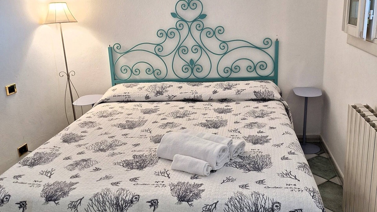 San Bernardino Apartment | Snow White's Sea View over the 5 Lands
