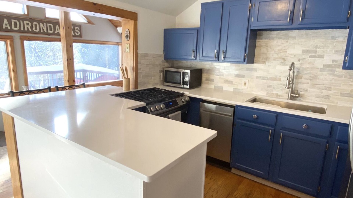 Lake Placid Ski Chalet | Snoway Chalet EV Charger Walk to Main St