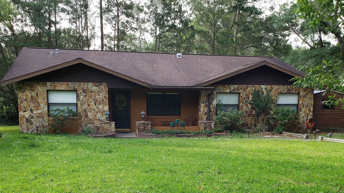 Dunnellon House | SNOWBIRD HAVEN - BOOK YOUR SUMMER TRIP NOW!