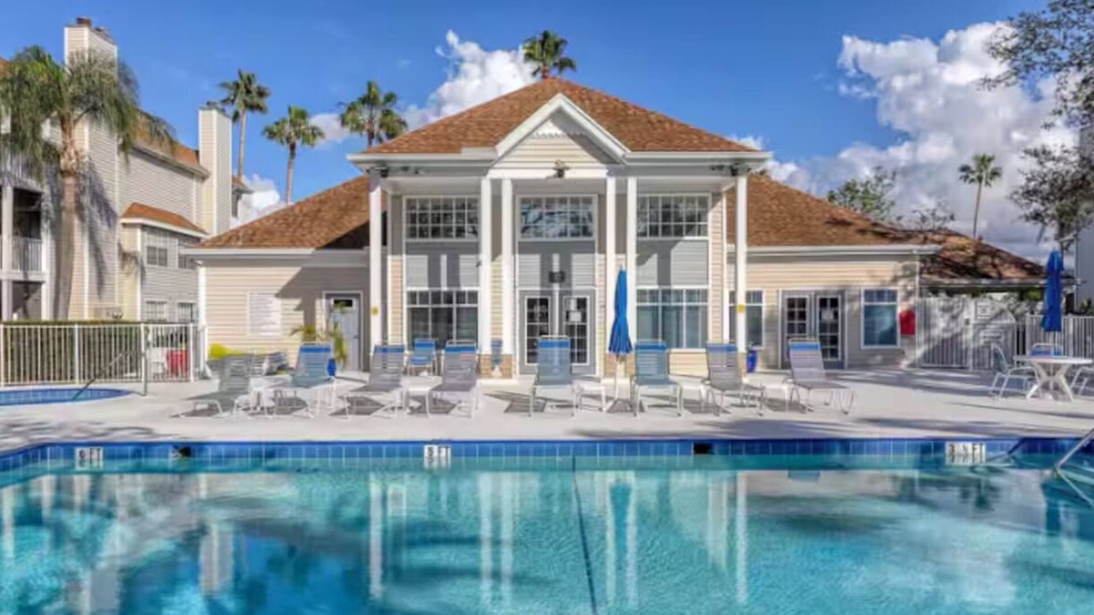 Laurel Park Condo | Snowbird’s Paradise with Hot Tub, Heated Pool & Dock