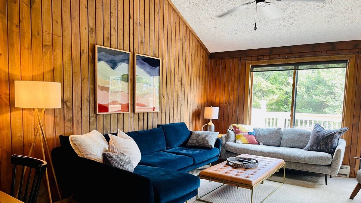 Snowshoe Cabin | Snowdaze Cabin - Snowshoe, Ski In/Out, Fireplace