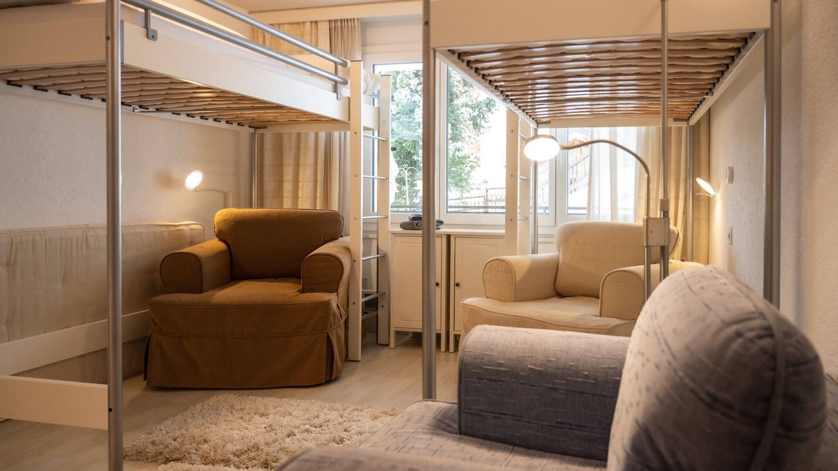 Zermatt Apartment | Snowflake family apart. Ski in& out