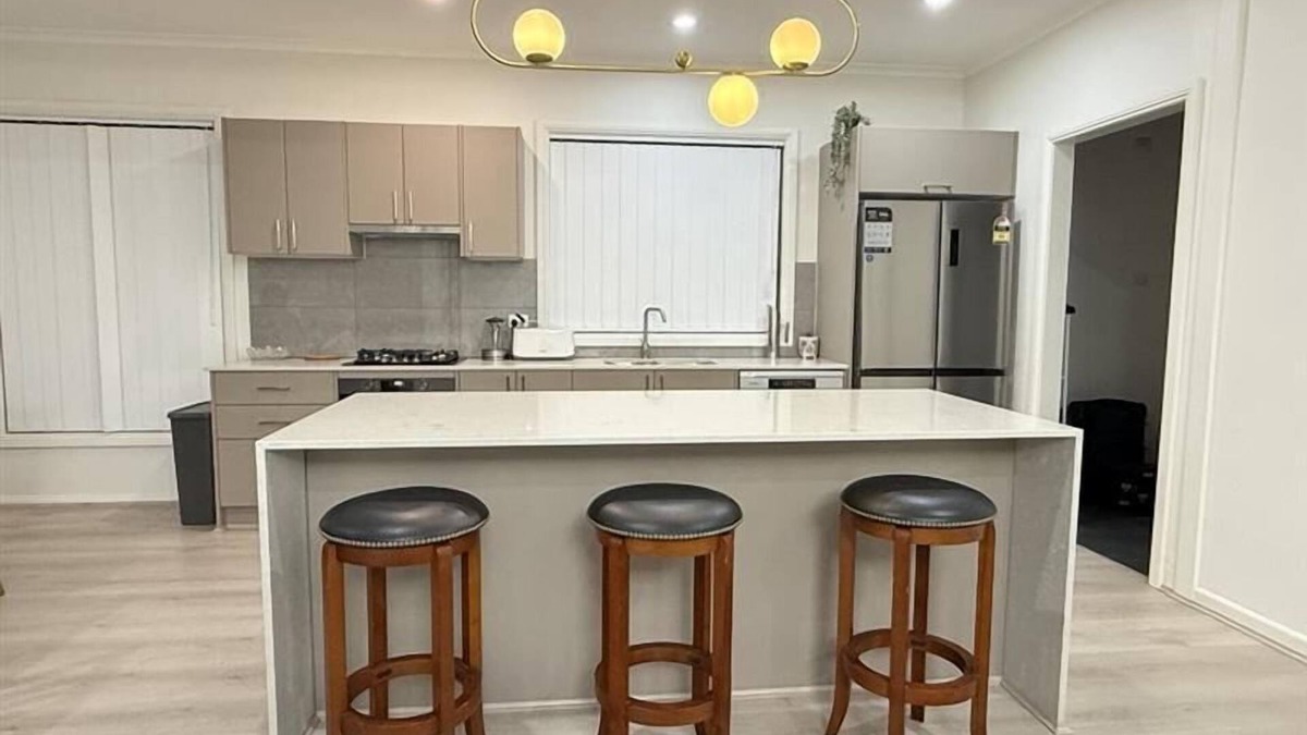 Cooma House | Snowflakes - Cooma