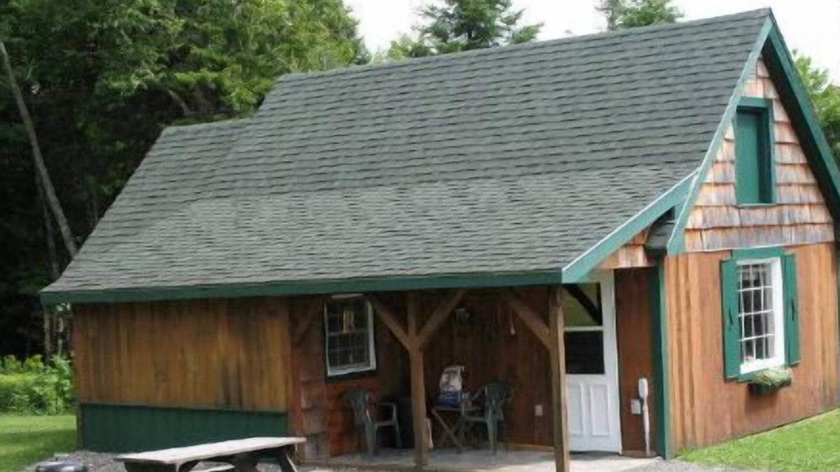 Pittsburg Cabin | Snowmobile & ATV Trail Access