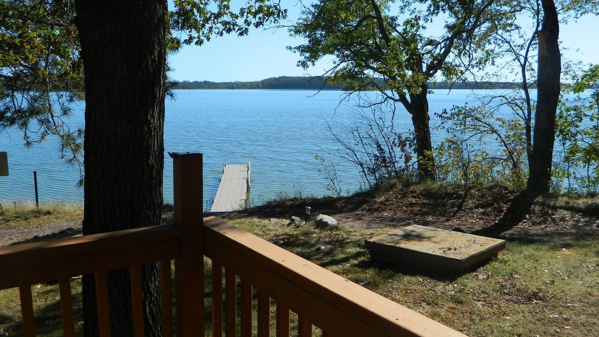 Gordon Cabin | Snowmobilers heaven, right on Trail head! 2.5 hours from Twin Cities.n