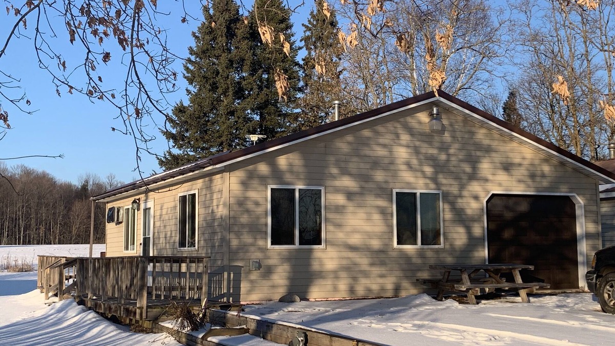 Goodman Cabin | Snowmobilers, Hunters, and Adventurers…Welcome!