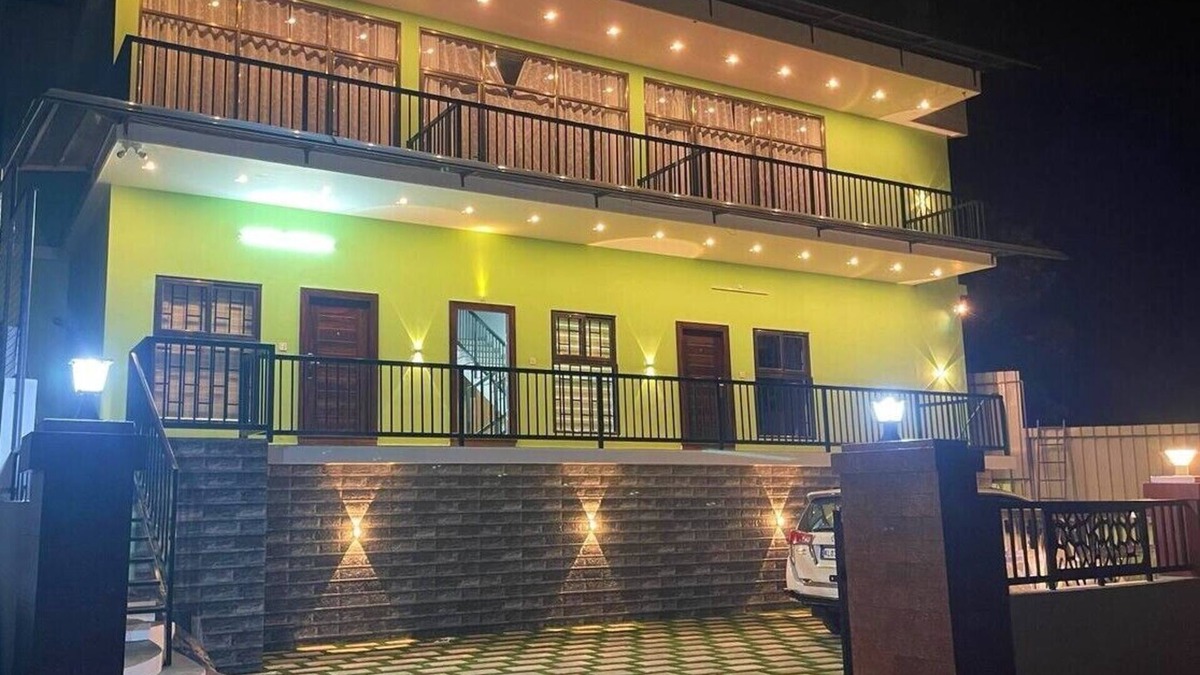 Santhanpara Apartment | Snowy Hills Santhanpara @ Idukki -A Home With Revelations Is Found In Foggy.n