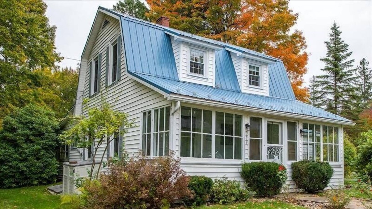 Laporte Cottage | Snug Harbor - Robin Real Estate