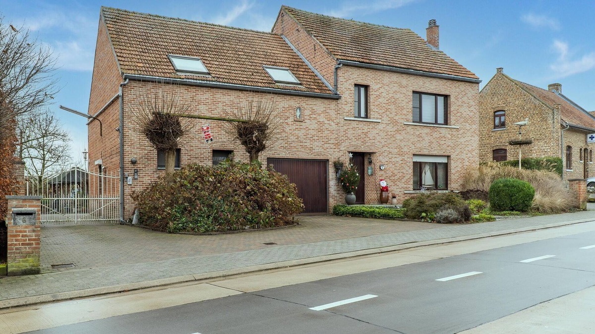 Budingen House | Snug holiday home in Zoutleeuw with private pool