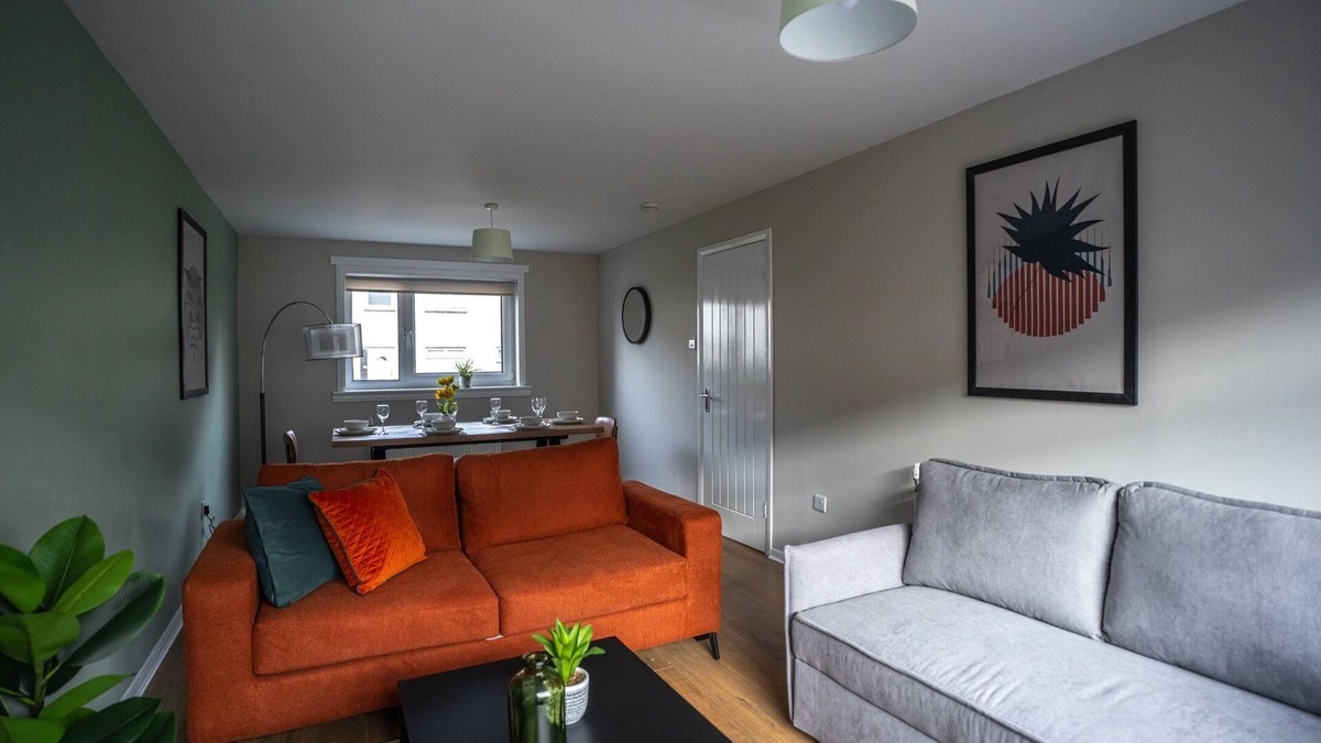 Livingston House | Snug Modern Home in Livingston