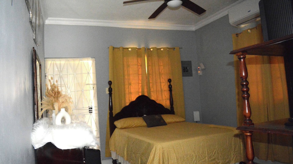 Portmore Apartment | Snuggled Oasis Studio.