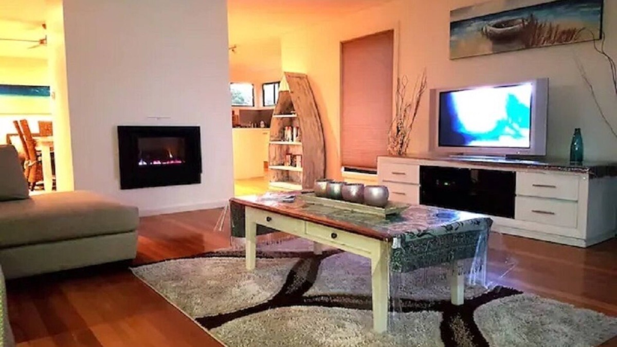 Callala Bay House | So close to the boat ramp and beach for boating enthusiasts and beach goers!nnn