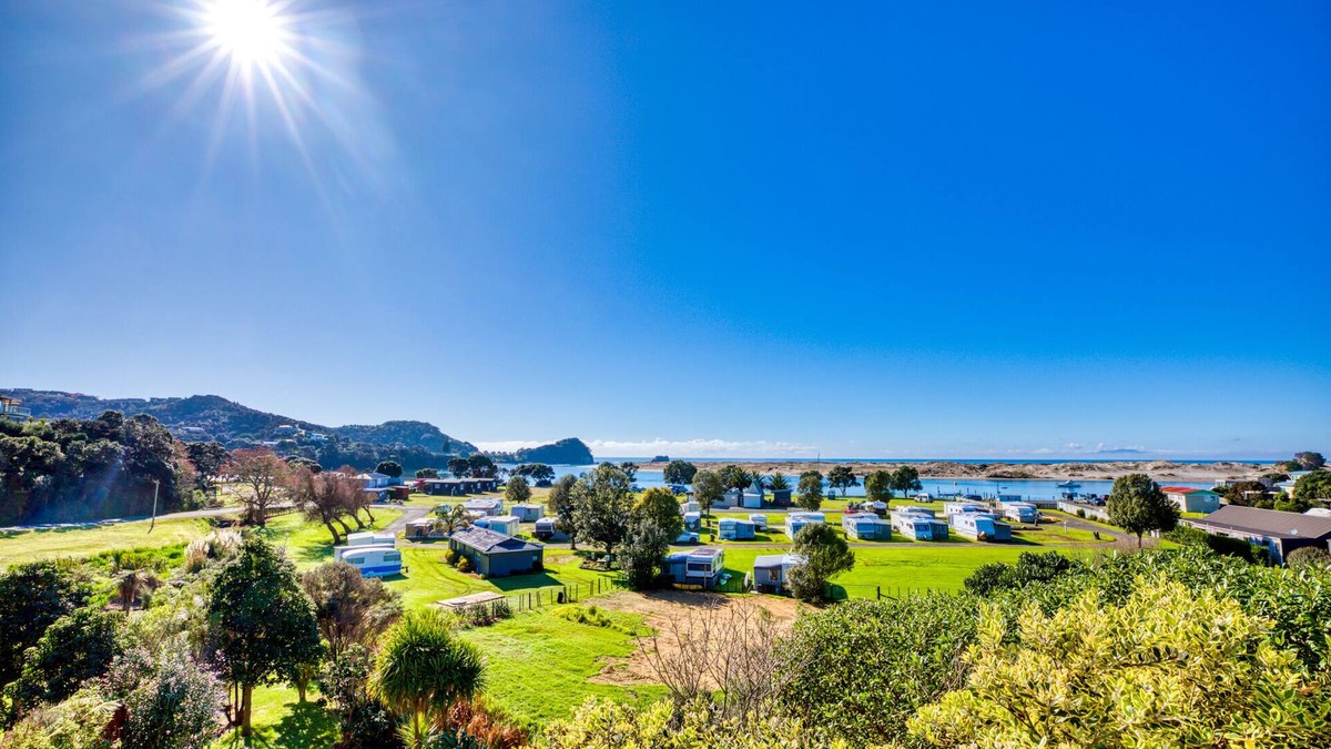 Mangawhai Heads House | So close to the sea!