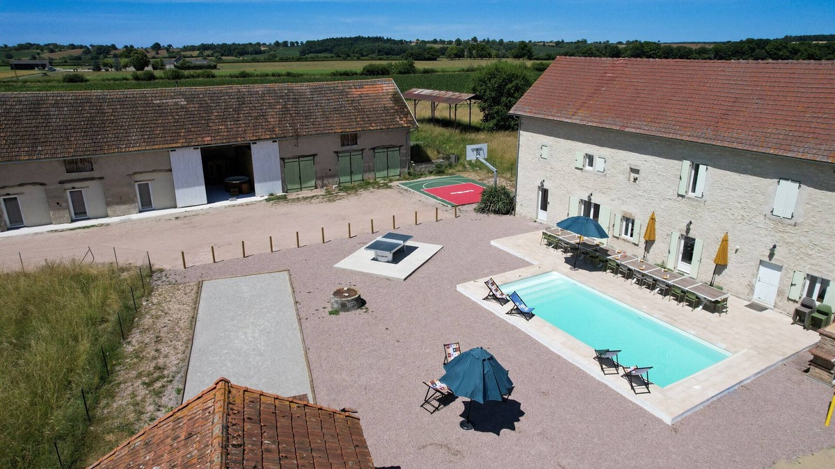 Bouce Villa | So Villa Domaine de Vaux (03) - Heated pool - Beach volleyball - 2h from Lyon - 45p.