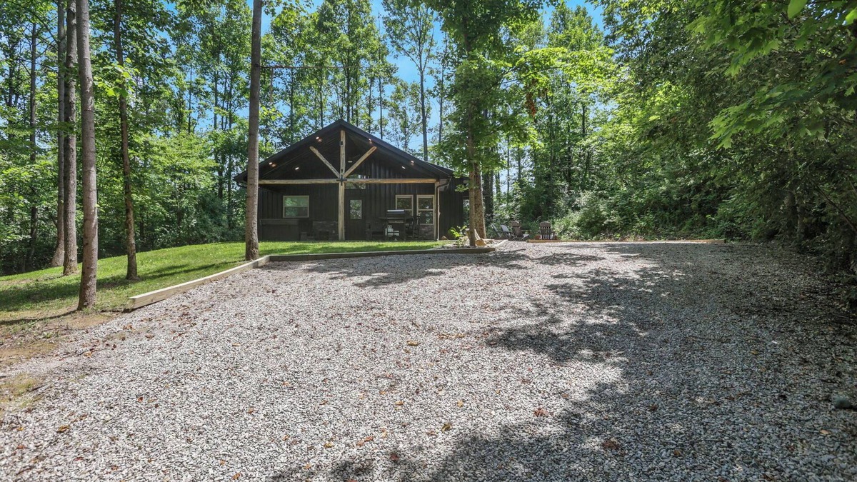Logan Cabin | Soak. Explore. Repeat at Poplar