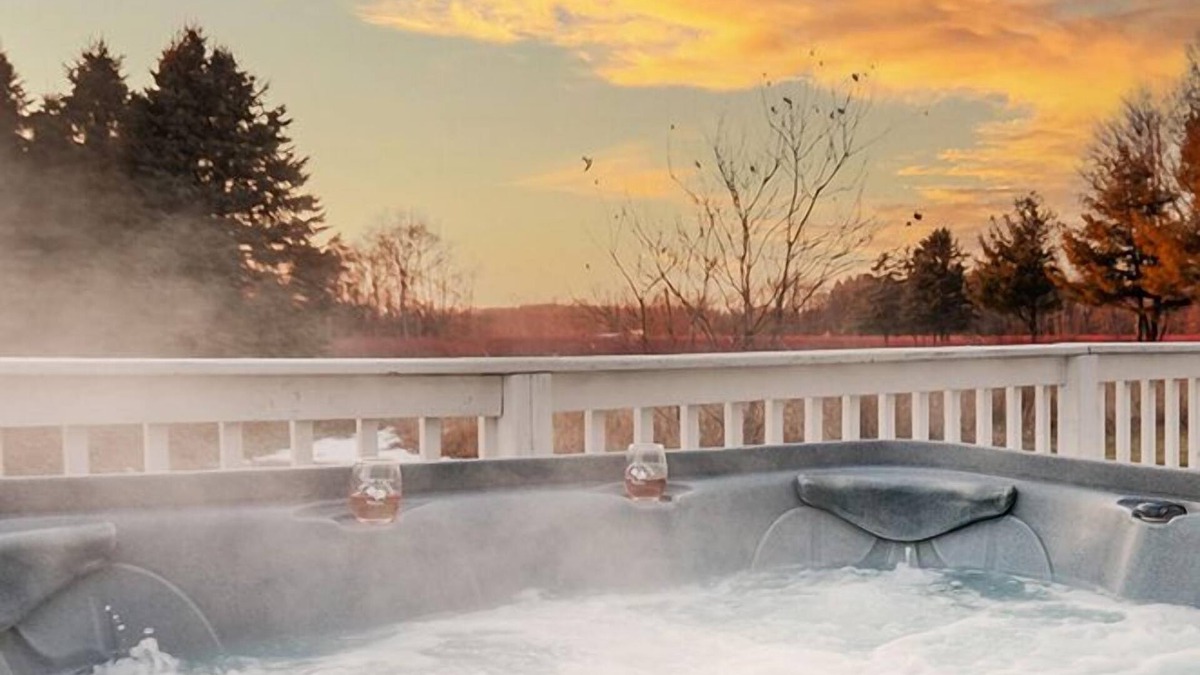 Baroda House | Soak & Savor | Hot Tub | Fireplace