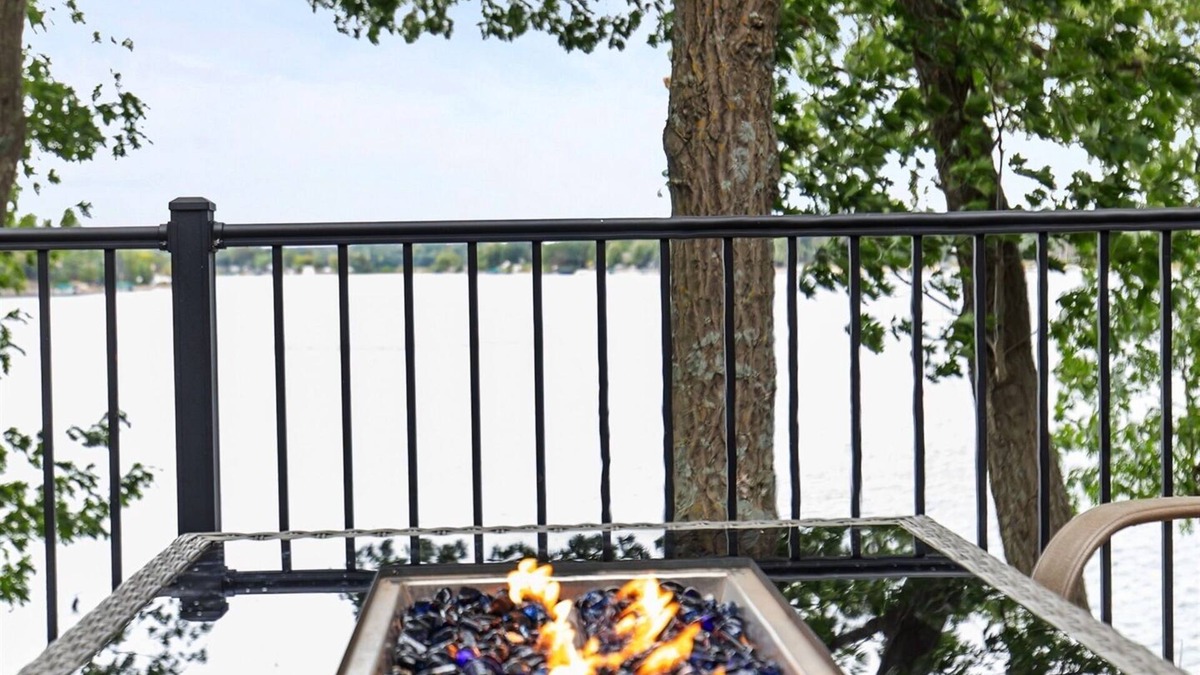 Wautoma House | Soak Up the Last Rays- Hot Tub Pier & Paddleboards