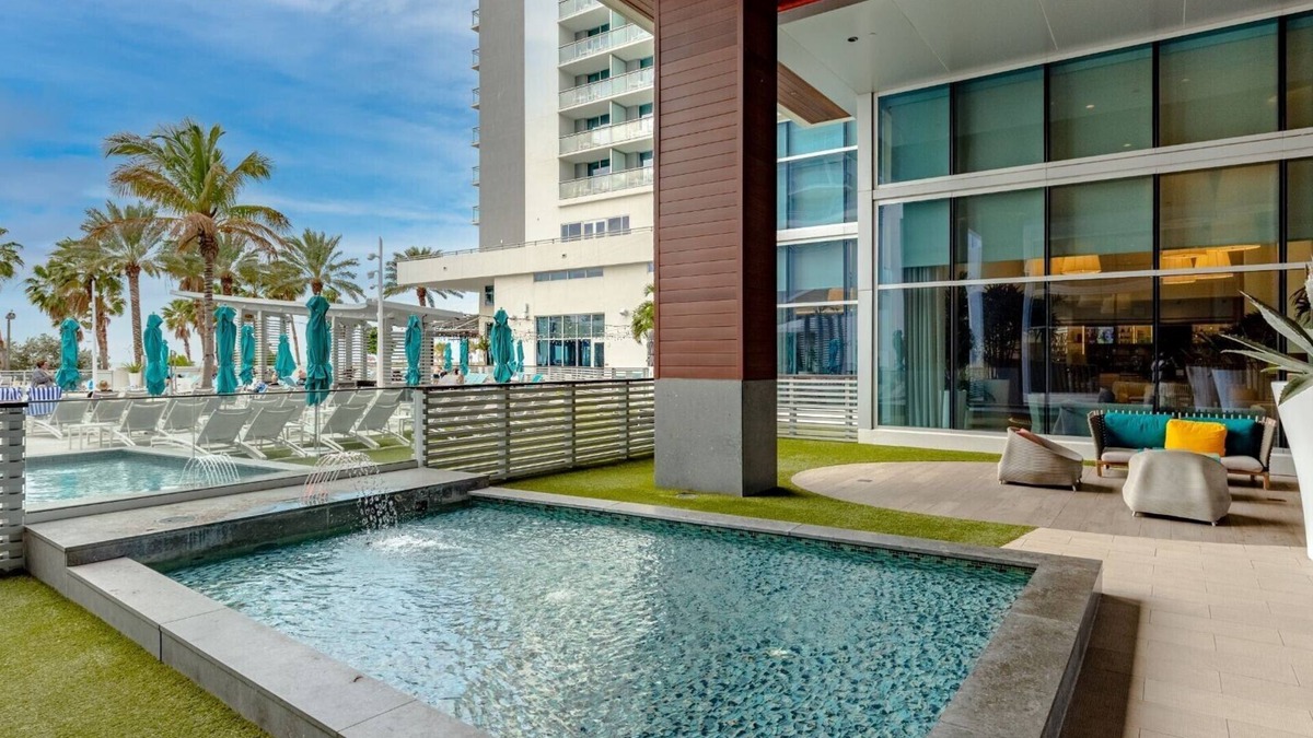Clearwater Beach Resort | Soak Up the Sunshine at Wyndham Clearwater Beach- 2 Bd. Dlx