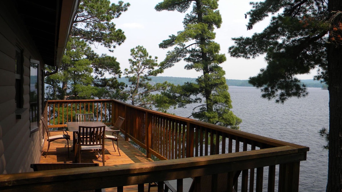 Crane Lake Cabin | Soaring Views From The Hilltop Cabin, Boat access only