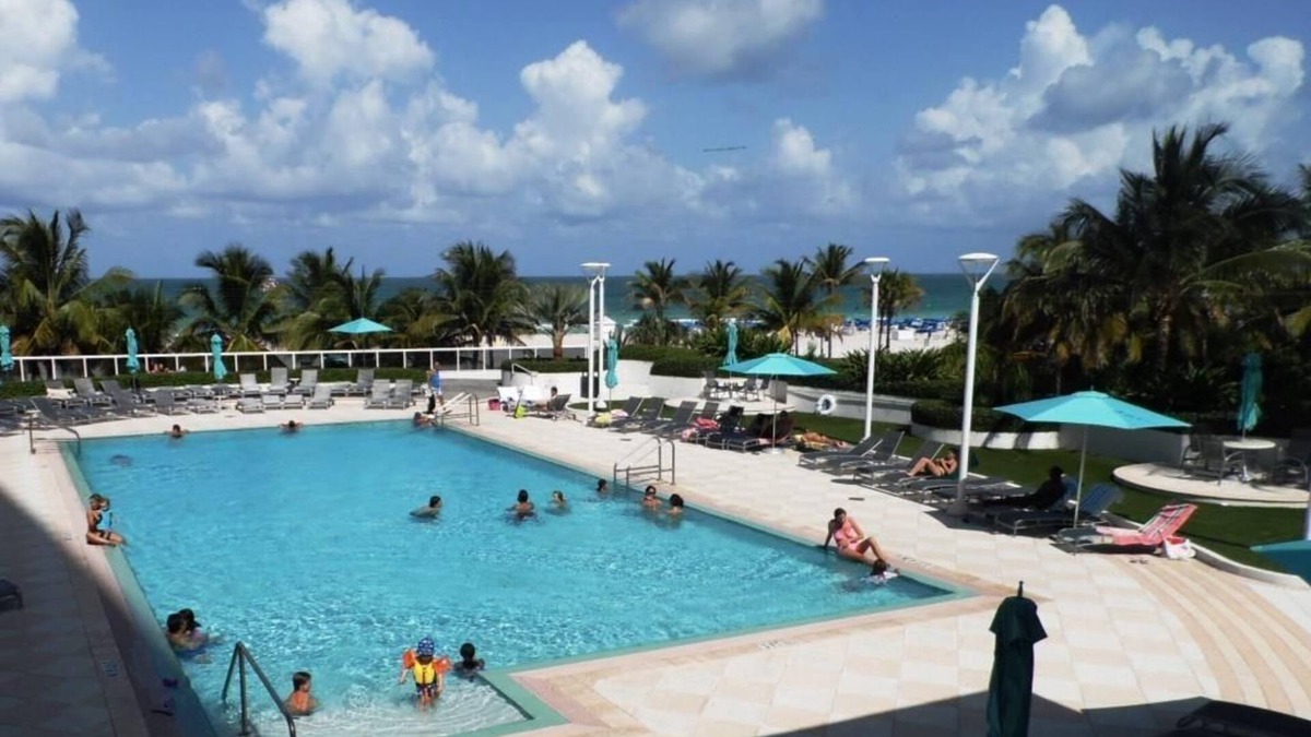 South Beach Apartment | SOBE Miami Bch LINCOLN RD &BCH 1 Bed/Liv OCEAN VIEWS TERRACEfree Park POOL GYM