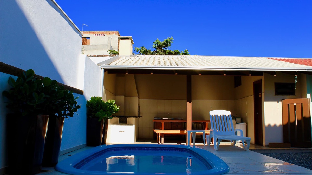 Mariscal House | SOBRADO twinned BETWEEN BEAUTIFUL BEACHES, MARISCAL AND LARGE CORNER, POOL, AIR COND!