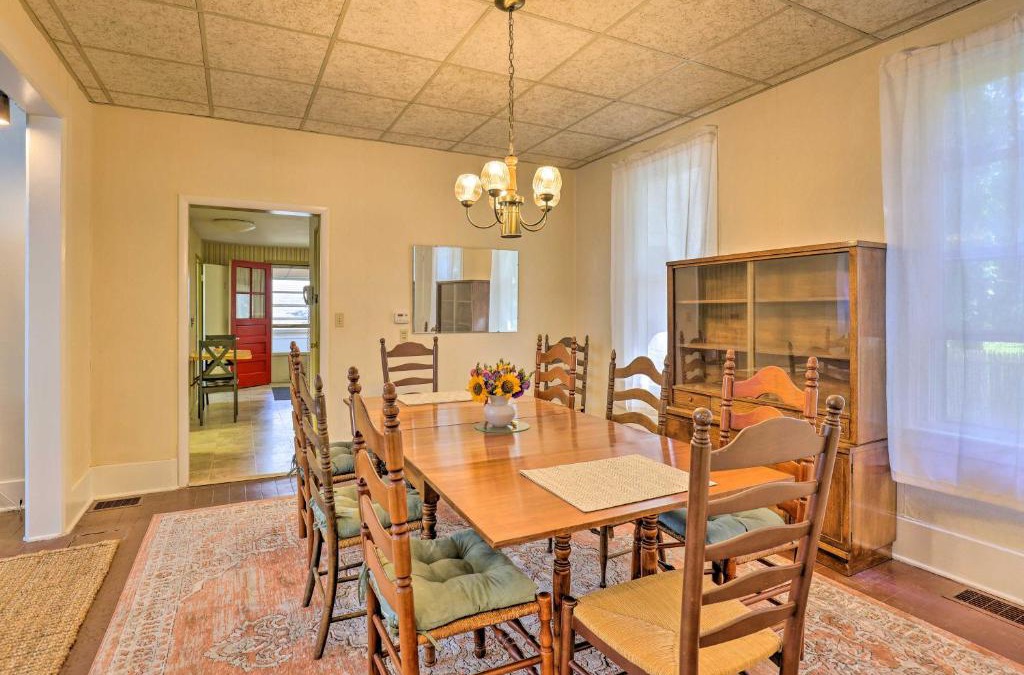 Sodus Point House | Sodus Point Escape with Yard Walk to Lake Ontario