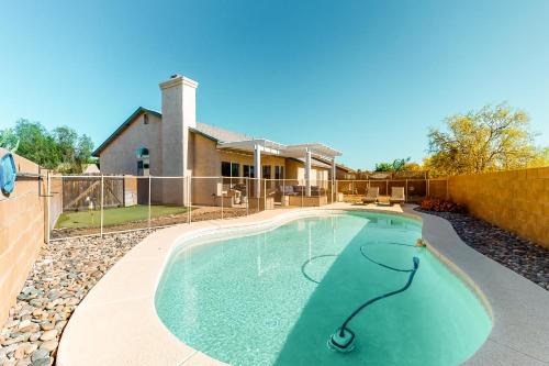 Casas Adobes House | Soft Winds Abode