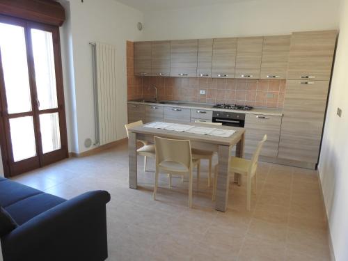 Piane d'Archi-Quadroni Apartment | Soggiorno Ulivi