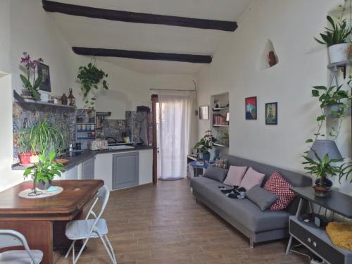 Calcata Historic Town Apartment | Sogno di Pinka
