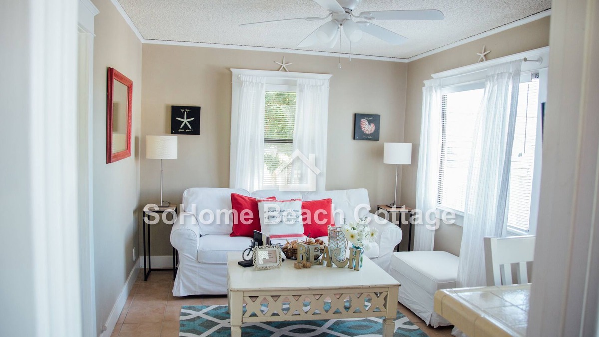 South Redondo Cottage | SoHome Beach Cottage - Three Short Blocks to the Beach