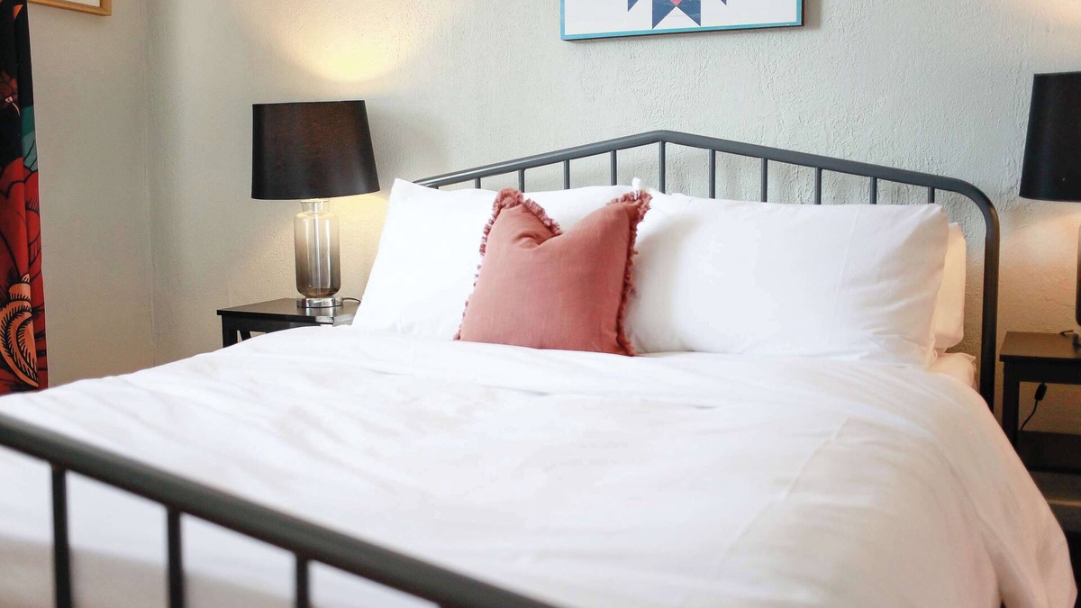 Norfolk Apartment | Sojourn at Colley Manor Unit 3