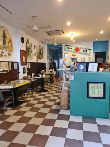 Larut House | Sojourn Beds & Cafe