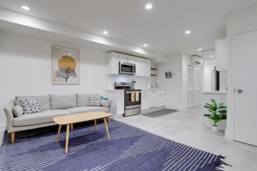 Bloomingdale Apartment | Sojourn Zen Oasis on V Street NW NEW