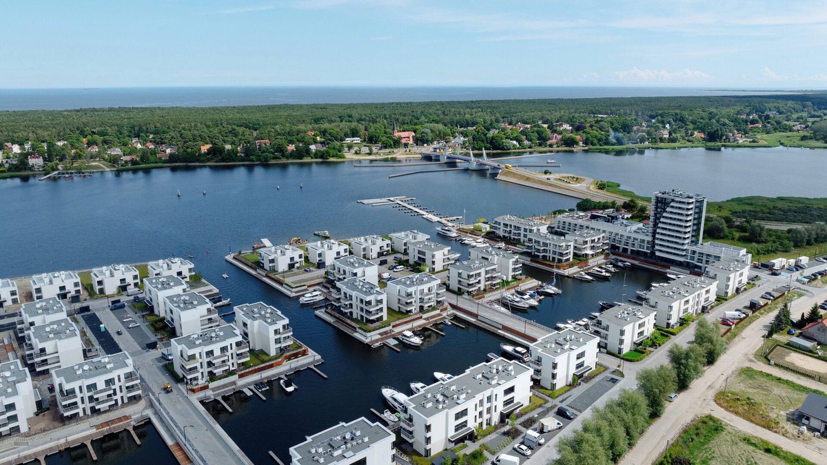 Orlinki Apartment | Sol Marina Resort Wyspa Sobieszewska II - LoftAffair Collection