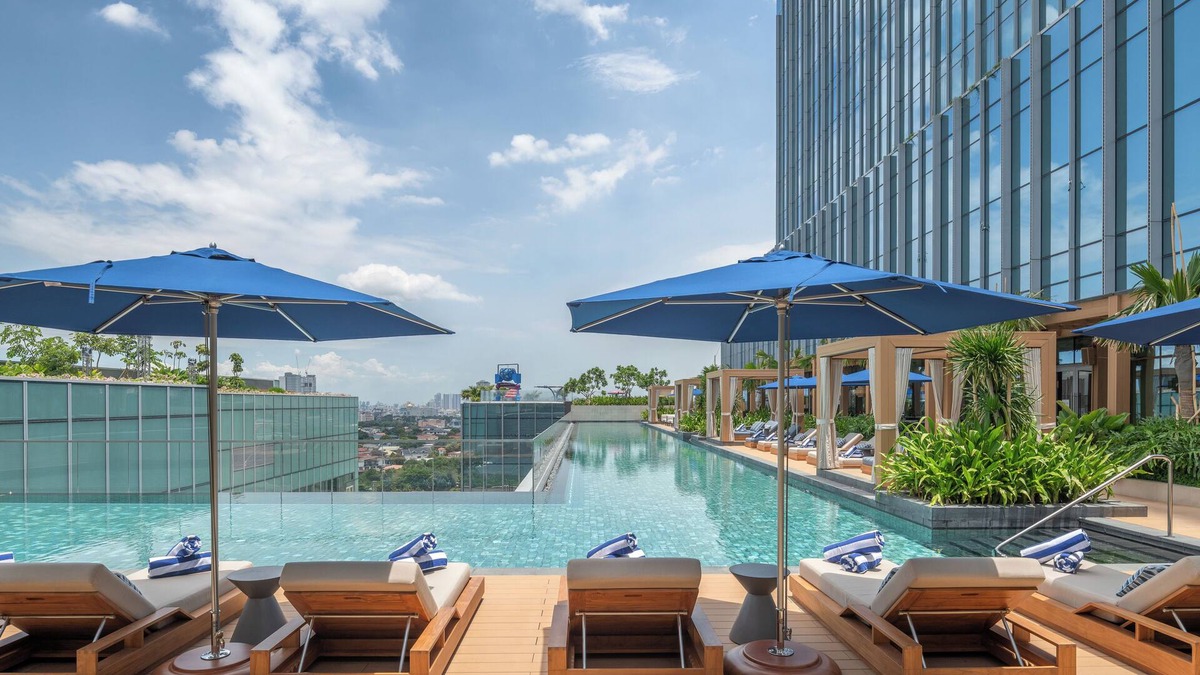 Bagong Pag-asa Hotel | Solaire Resort North