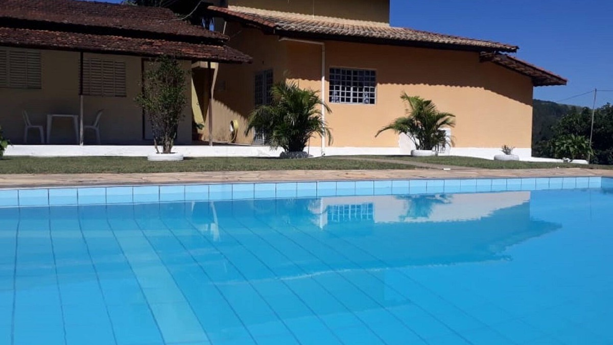 Caldas House | SOLAR DAS LARANJEIRAS, 06 Suites + 02 Bedrooms, Full Kitchen