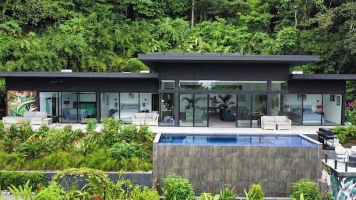 Puntarenas House | SOLAR POWERED JUNGLE HOME
