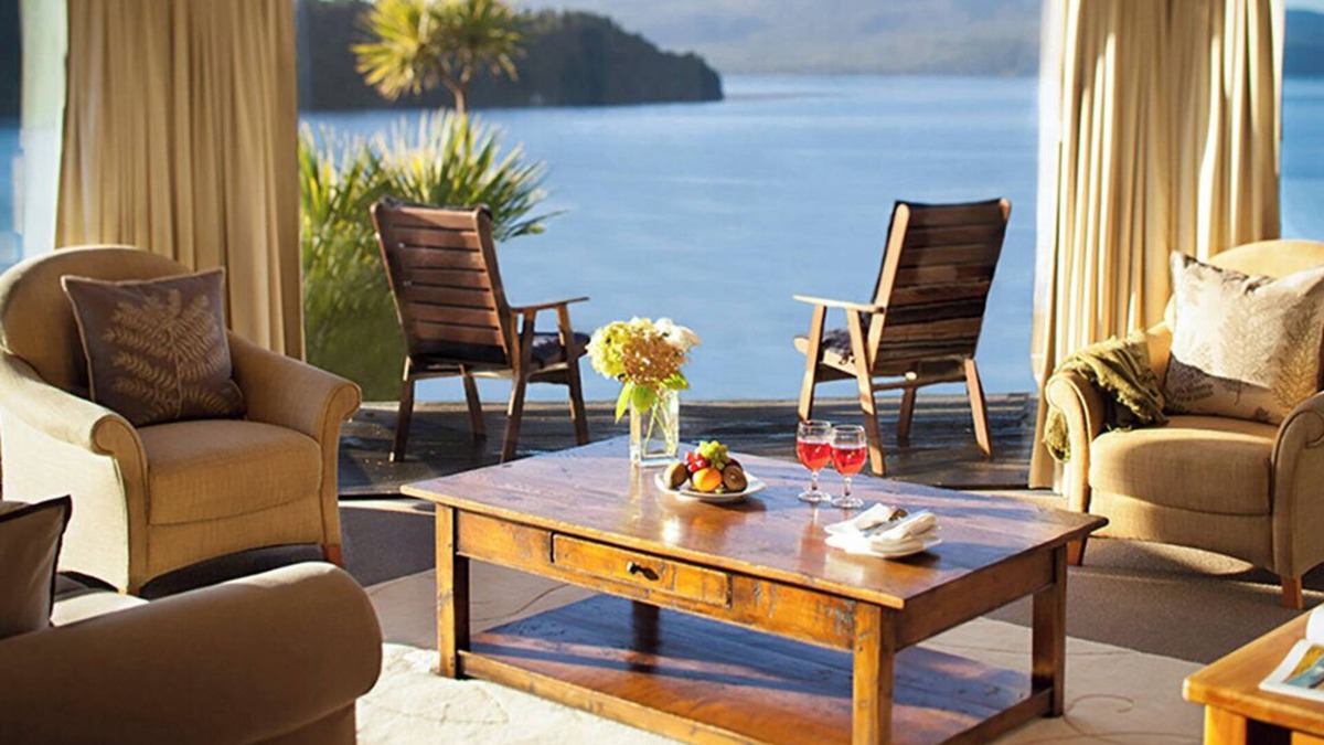 Lake Tarawera Cabin | Solitaire Lodge