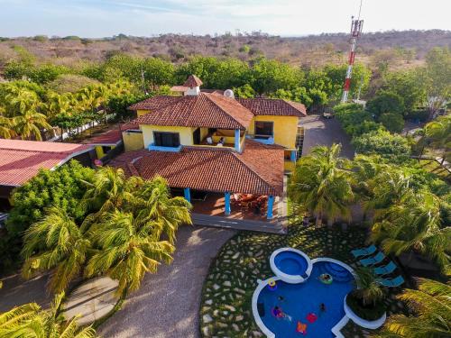 Pochomil House | Solyar Luxury Spanish Beachfront Home