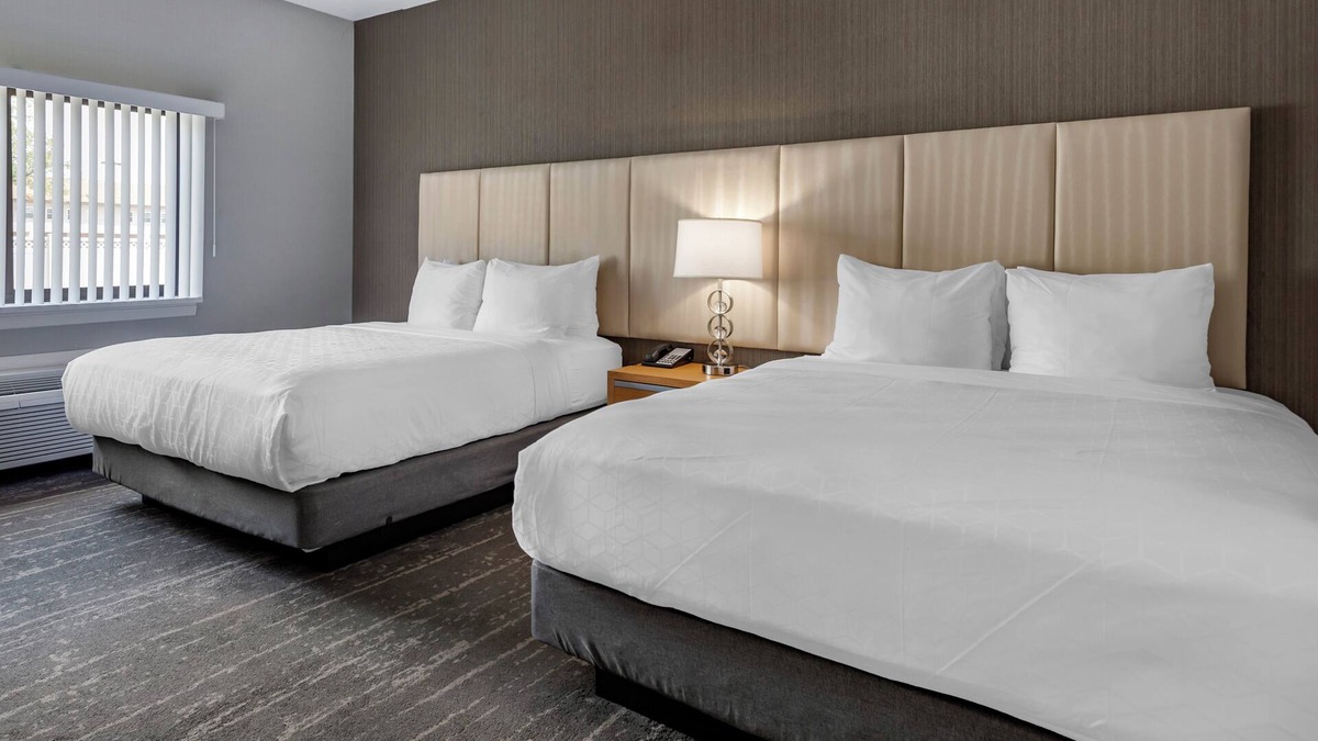 Somerset Hotel | Somerset Lofts