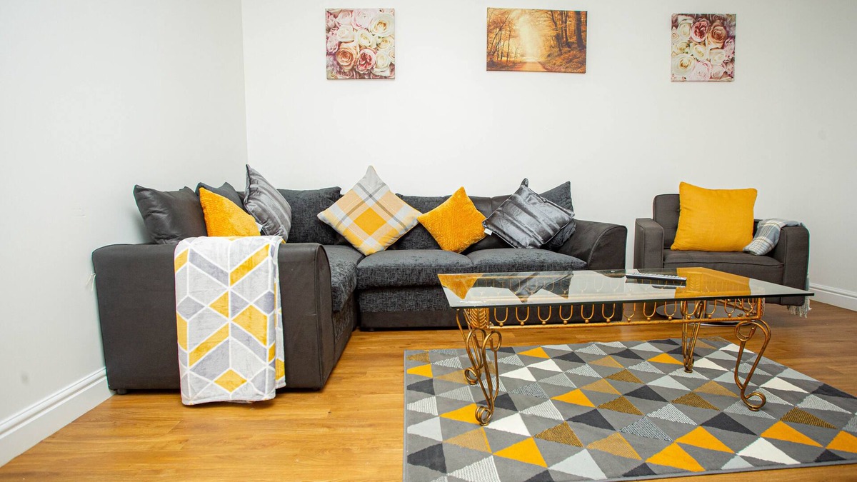 Northampton House | Somerset Place Holiday home