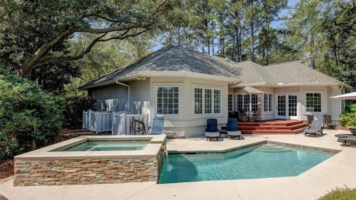 Palmetto Dunes House | Something for everyone- private pool on the water and pool table!