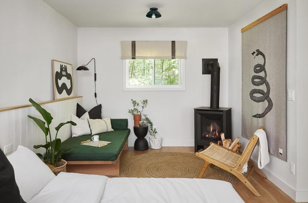 Calabogie Hotel | Somewhere Inn Calabogie